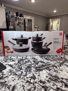 Zwilling Madura Plus 10-Piece Nonstick Cookware Set